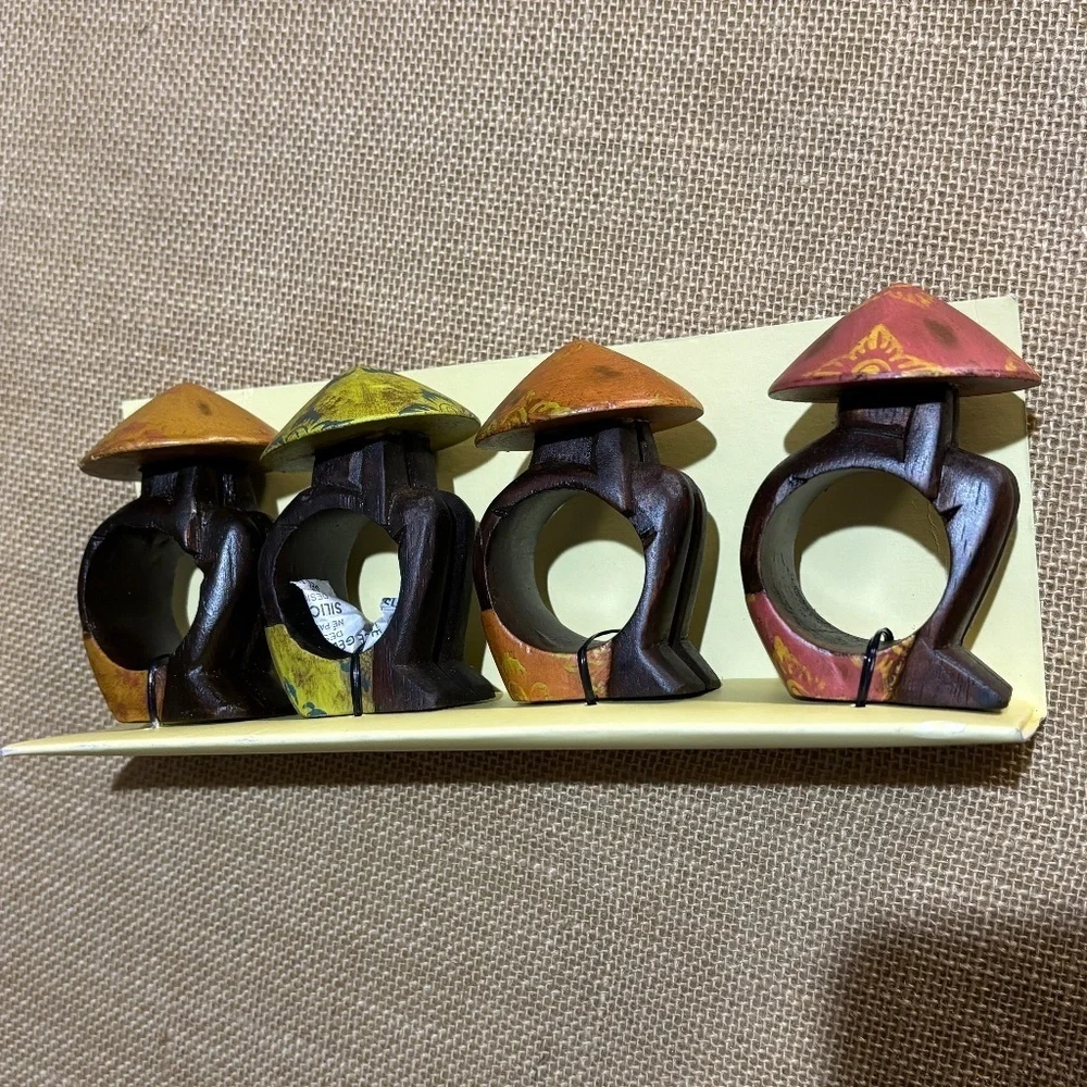 Pier 1 Imports Napkin Ring Holders Carved Wood Asian Hat Set Of 4 New In‎ Box